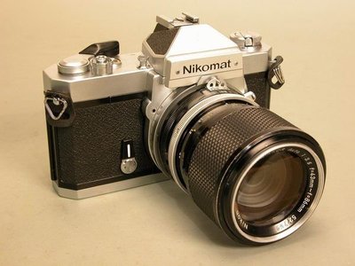 再減價拍賣~經典古董相機~Nikon ( Nikomat FT2 )(含鏡頭)典藏價值更勝Nikon fm2