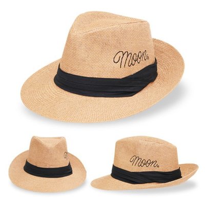 (I LOVE樂多)MOON Fedora Hat Brown 刺繡logo 編織紳士帽 黑色緞帶個外的突出不失經典