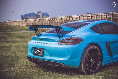 TWL台灣碳纖 Porsche 保時捷 981 GT4樣式 Caymcan 真空鍛面碳纖維 大尾翼 藍寶堅尼款 空力套件