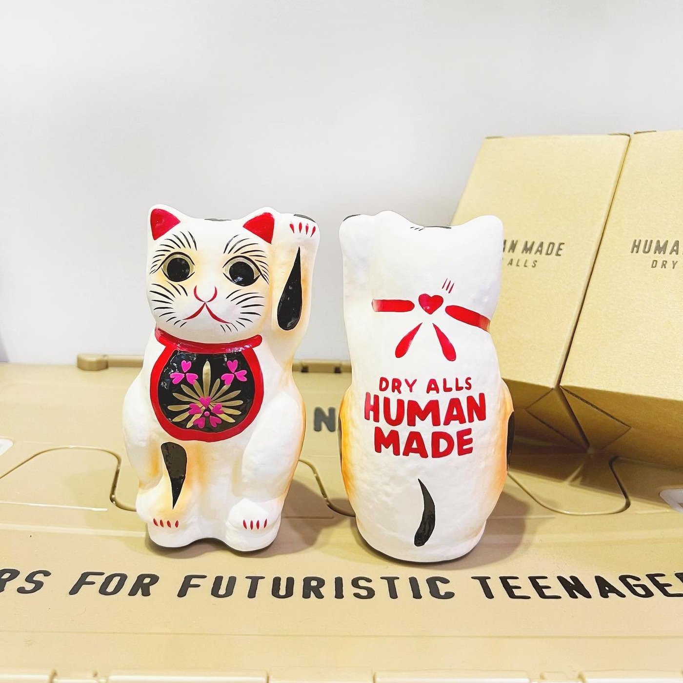 希望商店】HUMAN MADE LUCKY CAT HARIKO FIGURE 22SS 人間製招財貓