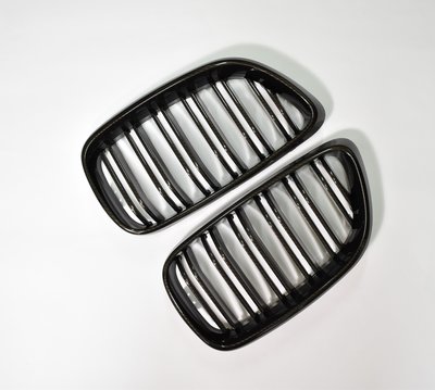 GRILLES for 14-18 F22 F23 M235i (12~) M2 STYLE 水箱罩 CARBON