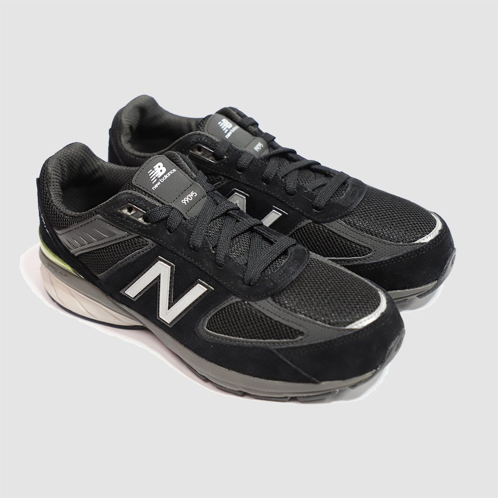 現品限り一斉値下げ！】 【美品】NEW BALANCE 990v5 990BK5 スニーカー