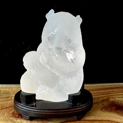 天然白水晶熊貓 晶體透表面噴砂處理 呈現漸層高級感 稀有精緻雕件值得收藏  – 797
