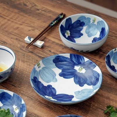 【熱賣精選】日本進口陶瓷組合餐具套裝家用藍染花山盤子碗盤碟日式飯碗