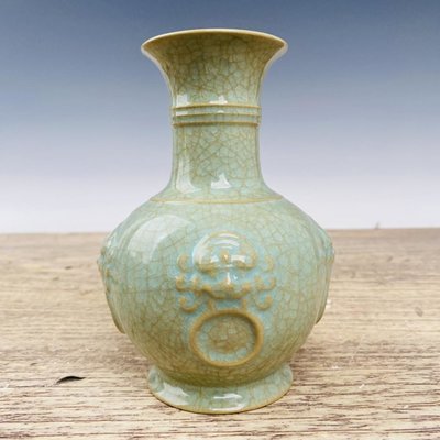 古瓷器 古董瓷器 汝瓷冰片花瓶高15公分直徑10公分編號1002003500-13477