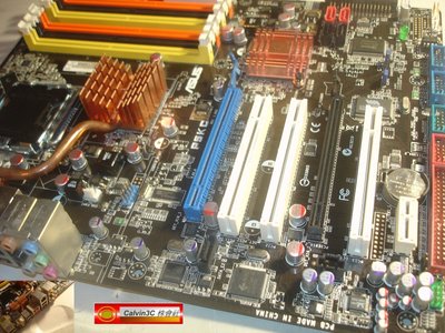 頂級 ASUS 華碩 P5KC 775腳位 Intel P35晶片組 4組SATA 4組DDR2 2組DDR3  熱導管