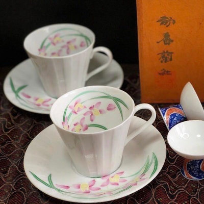 日本香蘭社 粉色蝴蝶藍咖啡杯 立體雕塑風格咖啡杯 全品特價