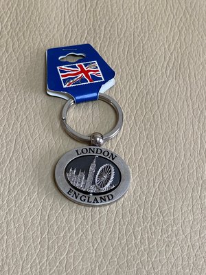 英國帶回 ENGLAND 英格蘭 LONDON 倫敦 鑰匙圈 可旋轉 紀念品 收藏品 (•ө•)