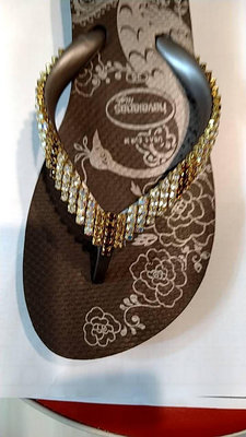 【奇品】havaianas 施華洛世奇水鑽鞋– High Light 厚底 3公分 咖啡色孔雀 金色漸層彩鑽 限時回饋價