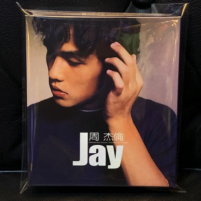 【一手收藏】周杰倫－Jay首張專輯 CD+VCD，阿爾發製作，BMG2000年發行，保存良好如新。收錄：可愛的女人，龍捲