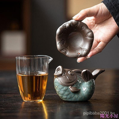 年年有餘創意茶寵擺件哥窯開片錦鯉茶玩茶臺裝飾品一件式茶漏過濾器 擺件 茶具 茶寵-陽光小屋