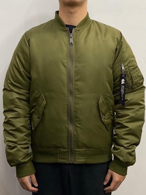 【熱賣精選】Carhartt  wip angus jacket 夾棉短款外套 ma1 bomber 飛行夾克