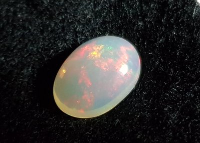 揚邵一品op024天然蛋白石3.40克拉 水晶蛋白 opal 強火光 滿油彩 高等級艷彩蛋白石