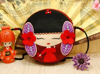 【免剪裁】不織布手工DIY材料包 中國娃娃零錢斜背包