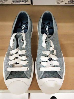 《芳野葉子》全新 Converse 運動休閒鞋，鞋太多穿不到。