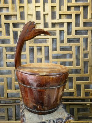 【二手】 木質天鵝桶民俗老物件民宿茶館客棧裝飾，品相如圖709 木雕 花板 佛像【櫻子古玩】