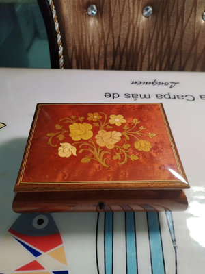 日本帶回瑞士御爵reuge烤漆音樂盒首飾盒vintage八音