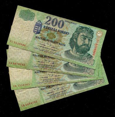 【二手】 匈牙利 2001-2005年 200福林 價35每張332 紀念幣 錢幣 紙幣【經典錢幣】