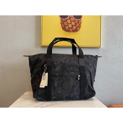 全新 Kipling 猴子包 K13405 黑色幾何 防水輕便可變形大款休閒時尚肩背手提包 旅行包托特包 可插行李箱