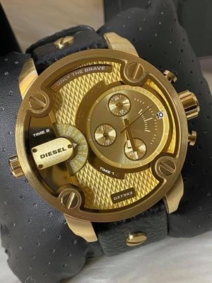 DIESEL LITTLE DADDY 金色錶盤 黑色皮革錶帶 石英 三眼計時 男士手錶 DZ7363