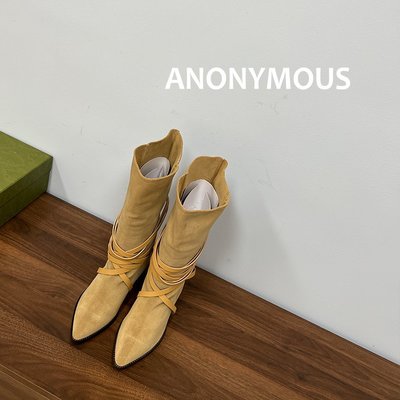 依一~：現貨【Anonym】超火@尖頭牛仔靴真皮寬筒靴綁帶高筒堆堆靴不過膝長靴