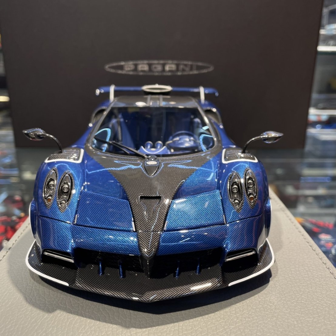 吉華@ 1/18 BBR P18192A Pagani Imola 2020 Carbon Blu | Yahoo奇摩拍賣