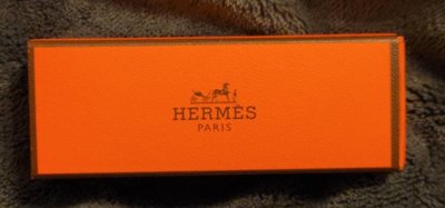 【快樂瞎拼】全新~HERMES 愛馬仕 玫瑰絲綢系列 限量 潤色唇膏#14Rose Abricote/#49Rose Tan 磁吸式口紅蓋 4g 現貨