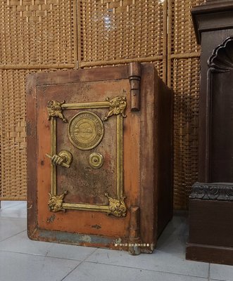 【卡卡頌  歐洲古董】Exceptional~ 稀有 ! 英國 古董 保險櫃 保險箱 錢箱 G9939 ✬