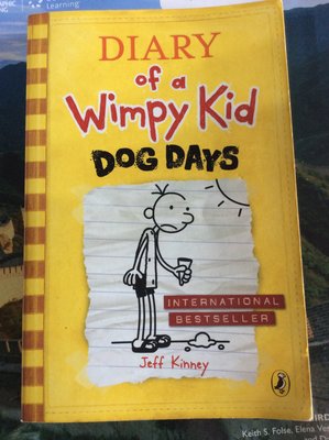 國中高中英文閱讀/童書/青少年小說Diary of a Wompy Kid - Dog Days遜咖日記