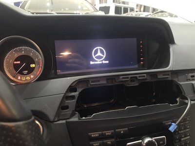 賓士Benz 11~14年W204 C250 C200 C180 Android 安卓版8.8吋螢幕主機 導航/USB