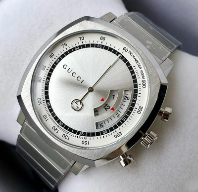 GUCCI Grip 銀色錶盤 銀色不鏽鋼錶帶 計時 石英 男士手錶 YA157302