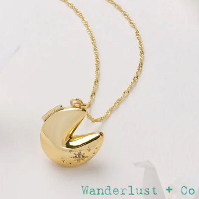 Wanderlust+Co 澳洲品牌 鑲鑽幸運餅乾項鍊 金色寶盒項鍊 Fortune Cookie