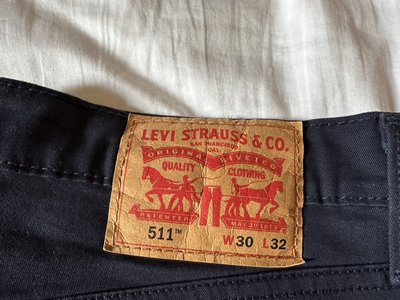 costco 好市多 LEVI'S 511系列 男長褲 腰圍:30 褲長:32 深藍 及 黑色 可任選 限量:1200元