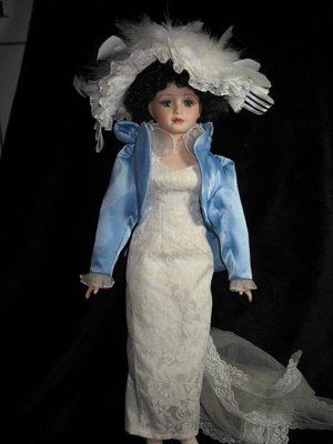 老媽的收藏 - 早期娃娃 古董娃娃 洋娃娃(大) - 52公分高 - 1501元起標  非麥當勞 星巴克