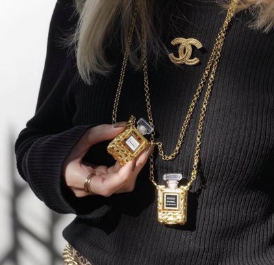 Chanel vintage 項鏈/項鍊。