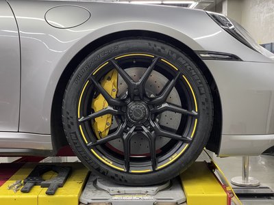 黃帝的店~BRIXTON 高檔鍛造鋁圈~CARBON+ 系列 PORSCHE 911 GT3 GT2 GTS 992可用