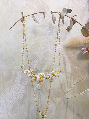 熱銷#Les Nereides永恒玫瑰 白玫瑰花朵與珍珠金葉子項鏈