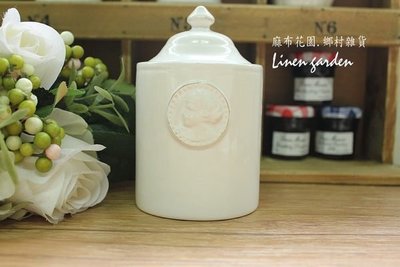 麻布花園zakka鄉村田園雜貨~法式作舊浮雕女王徽章調味罐 糖罐