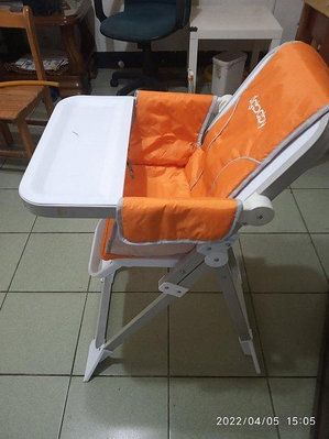 二手 餐椅 兒童餐椅 椅子 可折疊 白色 好攜帶