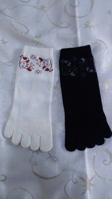外銷款 黑白色乳牛圖案 配色五指襪 毛襪 保暖襪