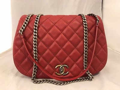 【RECOVER 名品二手SOLD OUT】 CHANEL 紅色荔枝皮翻蓋銀鍊肩背包 . 100% 香奈兒真品 .