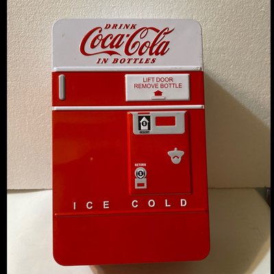 可口可樂復刻版販賣機紀念鐵盒
