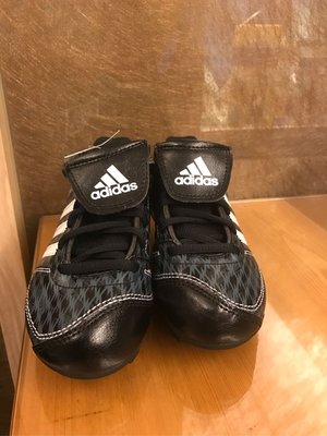 全新 美國帶回 Adidas 男童 小孩 兒童 草地 棒球鞋 足球鞋 登山鞋 釘鞋 尺寸 US13, 20cm