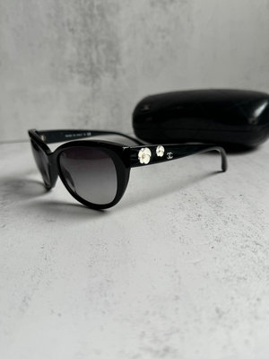 #墨鏡Chanel香奈兒山茶花墨鏡9.5新太陽眼鏡Chanel vintage貓眼太陽鏡