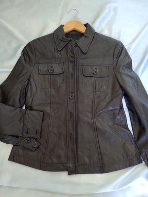 [99go] 專櫃 U2 黑色 襯衫 腰身款 皮衣 外套 羊革 羊皮 夾克 M號 重機 香港製