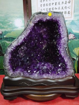 頂級esp級天然 巴西紫水晶洞 25.2公斤 藏風 納氣