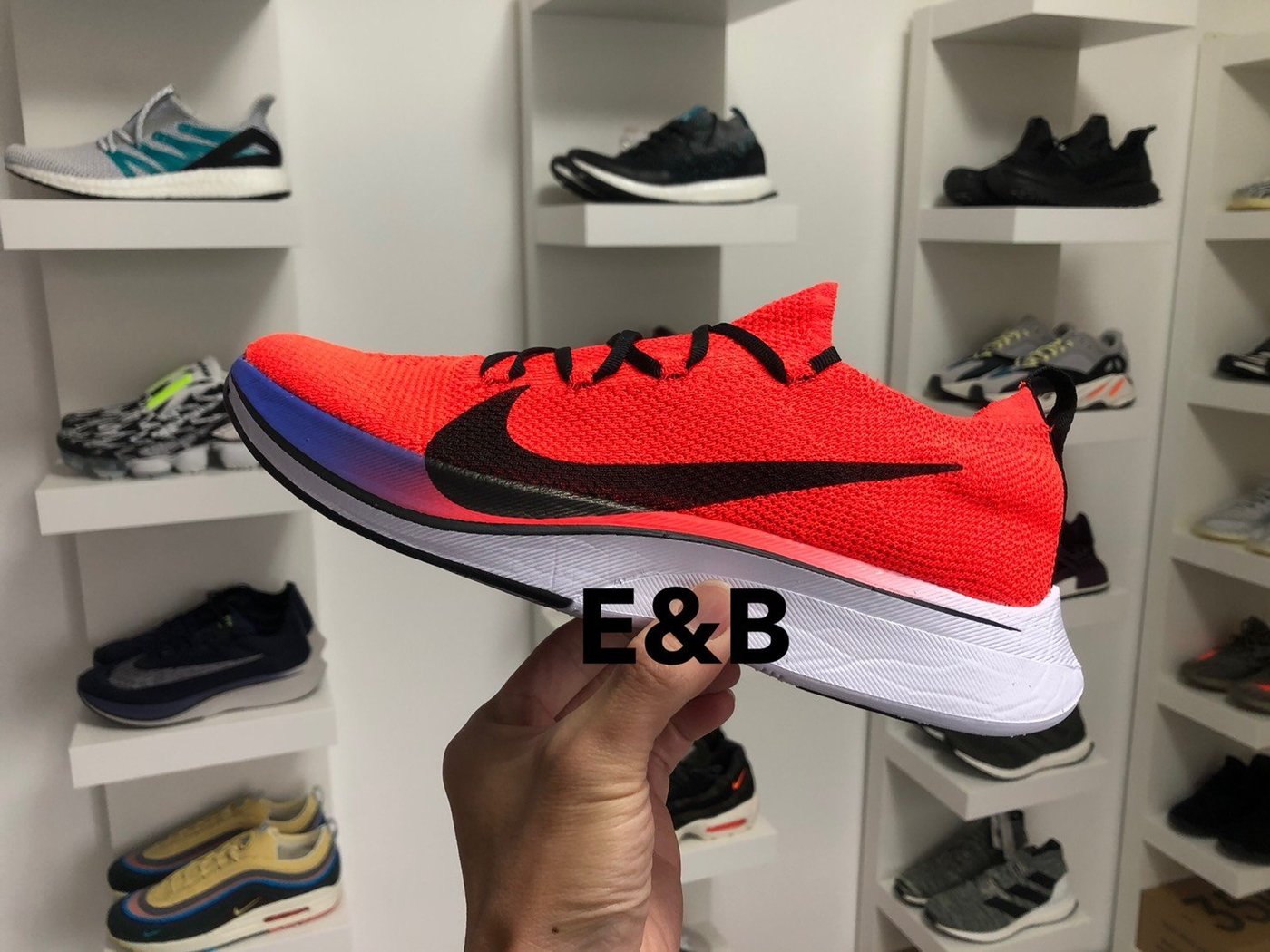 全新Nike Vaporfly 4% Flyknit AJ3857-601 橘黑US8-13 | Yahoo奇摩拍賣