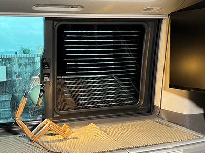 福斯 VW T6.1 California 第二代防盜氣窗可98%關窗版