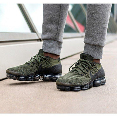 NIKE AIR VAPORMAX FLYKNIT 849558-300 大氣墊 編織 軍綠 冰塊底 慢跑【ADIDAS x NIKE】