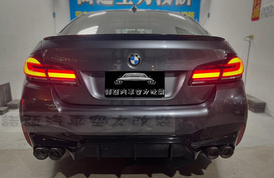 全新現貨 BMW 寶馬 F10 升級 新款 G30 M5款 前保桿 水箱罩 後保桿 亮黑後下巴